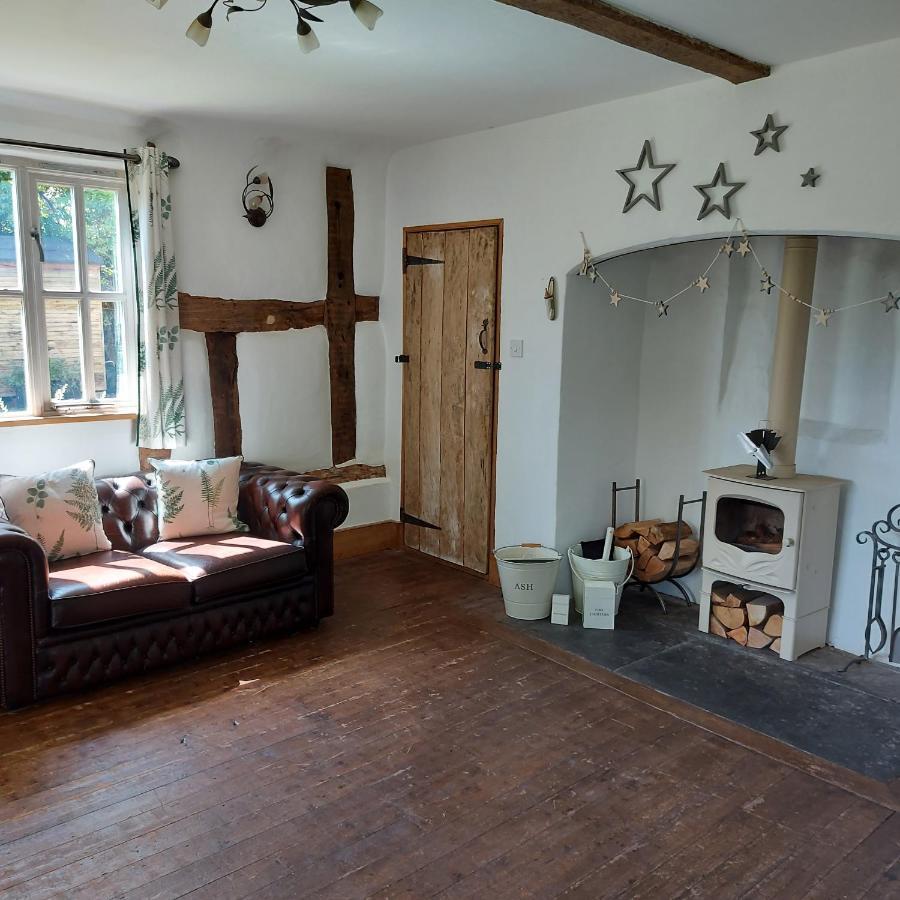 Chocolate Box Cottage In The Heart Of Shropshireラドロー エクステリア 写真